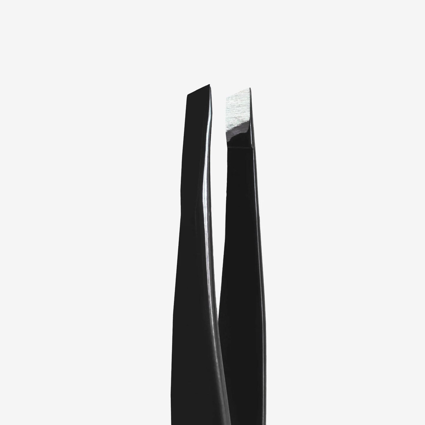 Staleks Eyebrow Tweezers EXPERT 11 Type 4 Black (Narrow Slant)