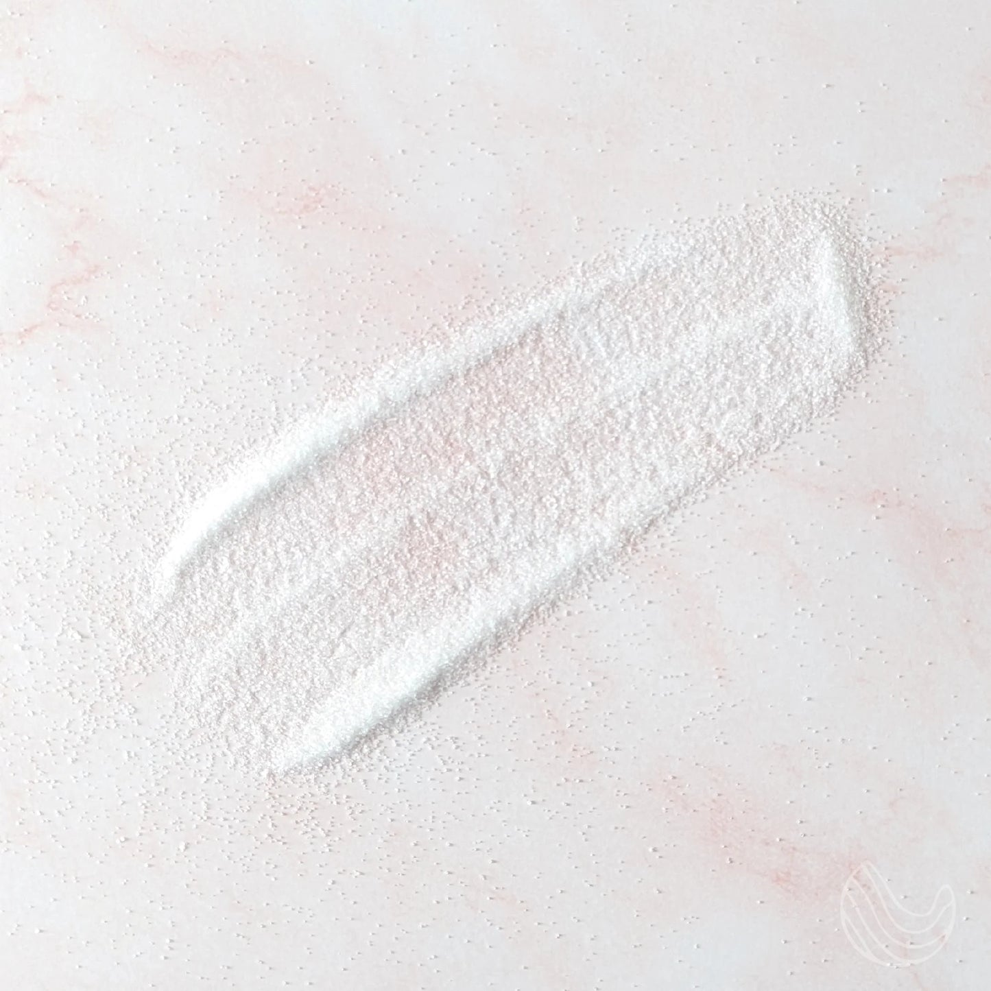 Sea Salt Fizzy Deconstructed Bathing in Luxury Bath Bomb