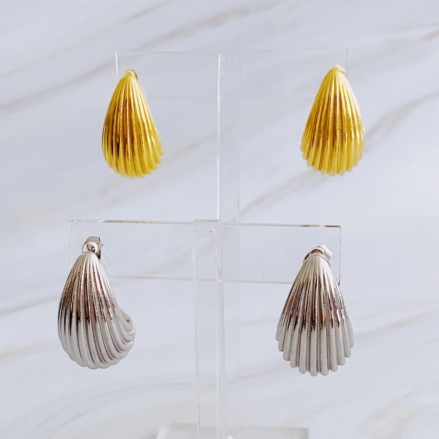 Statement Hollow Teardrop Stud Earrings