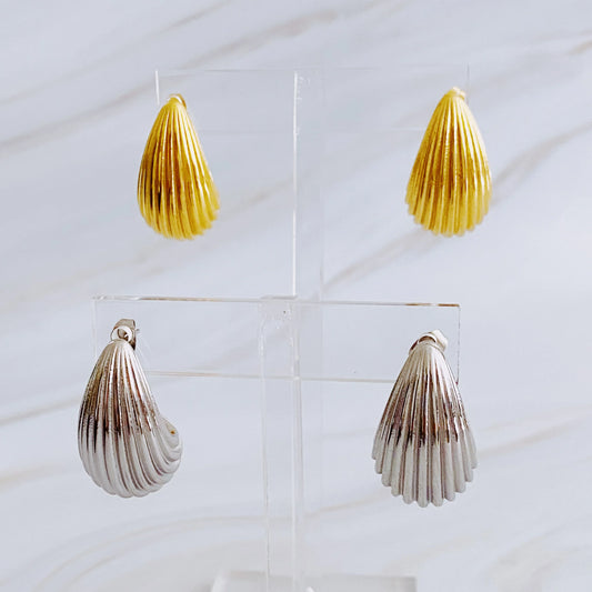 Statement Hollow Teardrop Stud Earrings